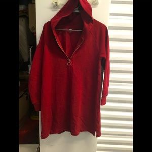AMP size medium womens maroon hooded sweatshirt
